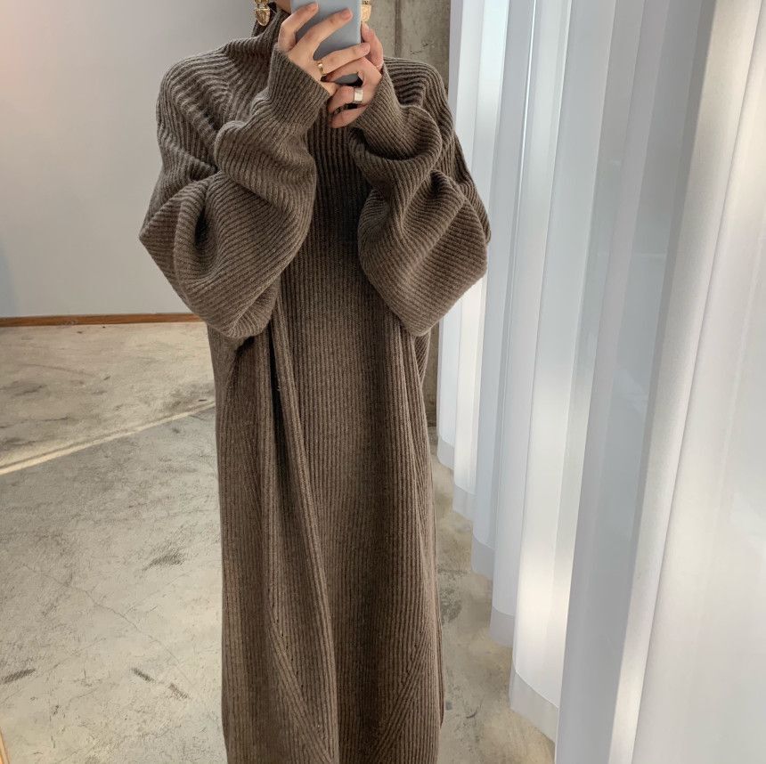 Casual straight sleeve knit dress