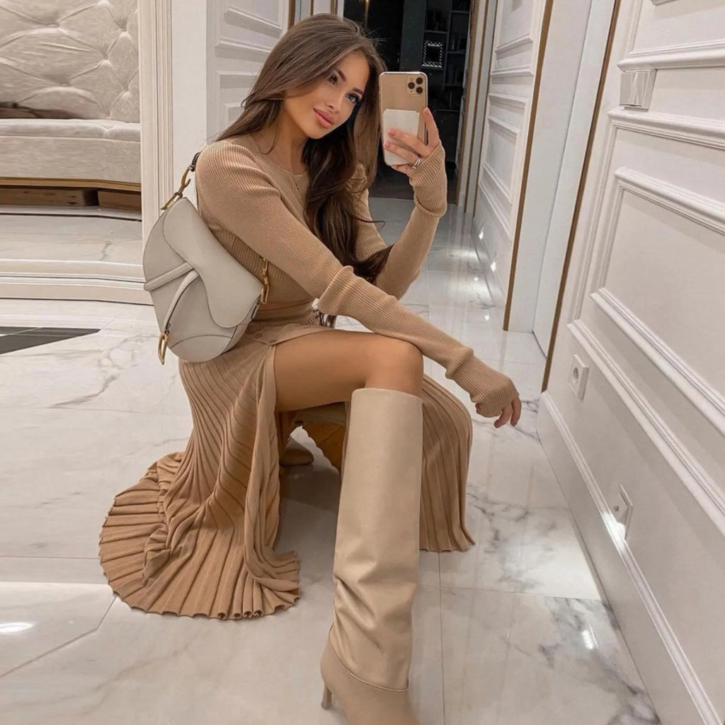 Casual Slim-Fit Top White Pleated Skirt Set