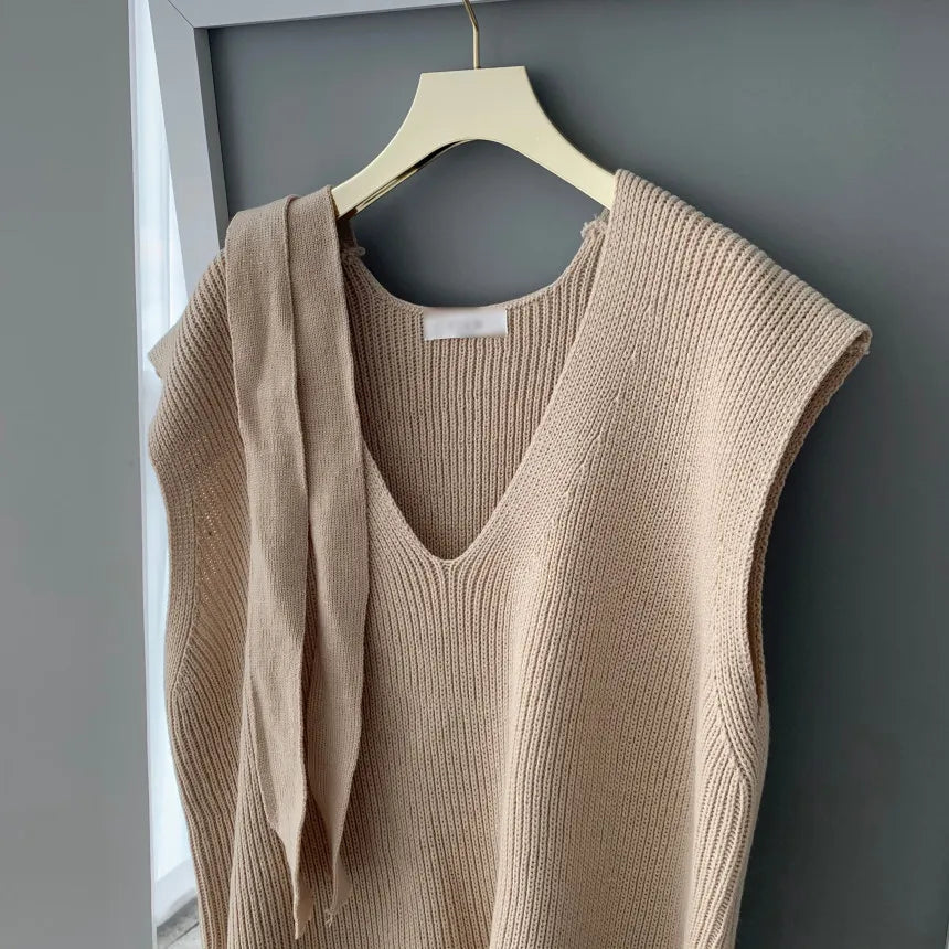 Chic V-Neck Knitted Loose Wool Vest