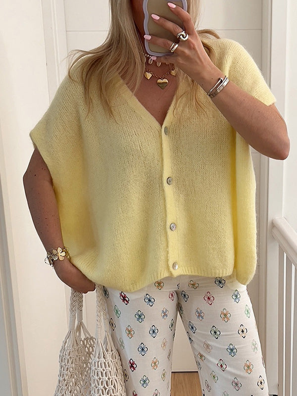 Stylish Solid Color Sleeveless V-Neck Sweater
