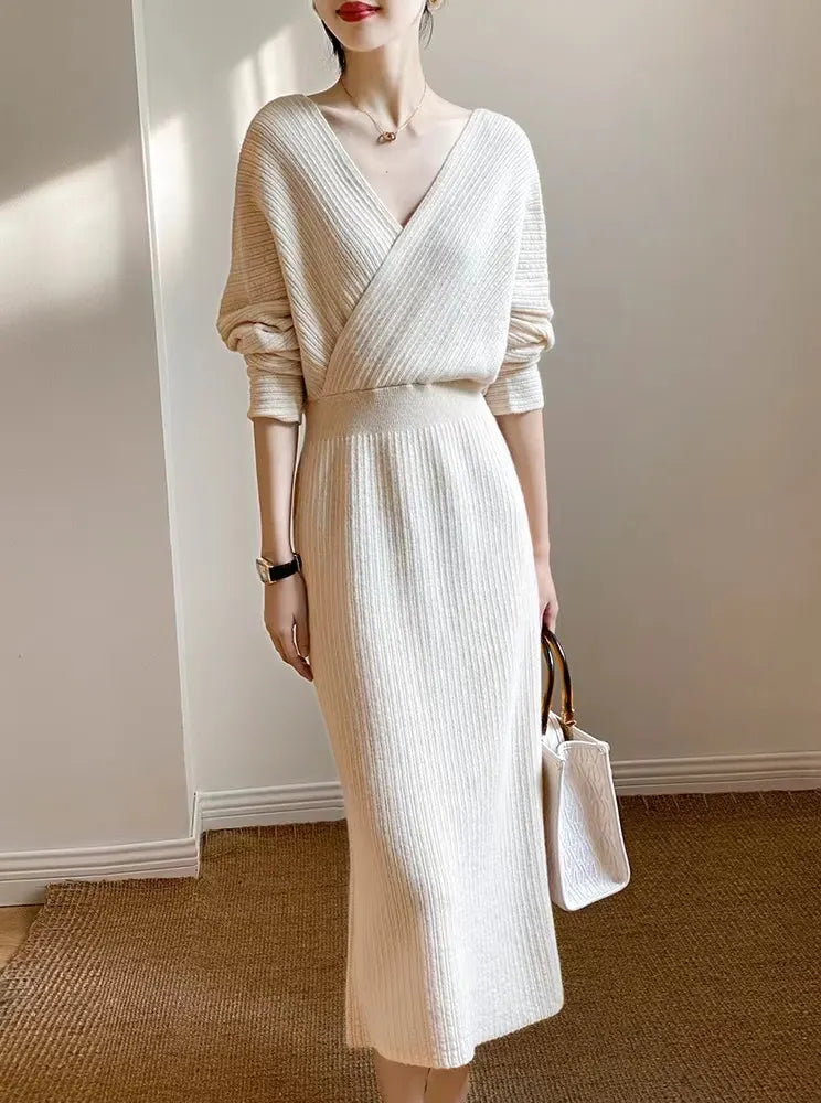 Design sense V-neck hip knitted dress