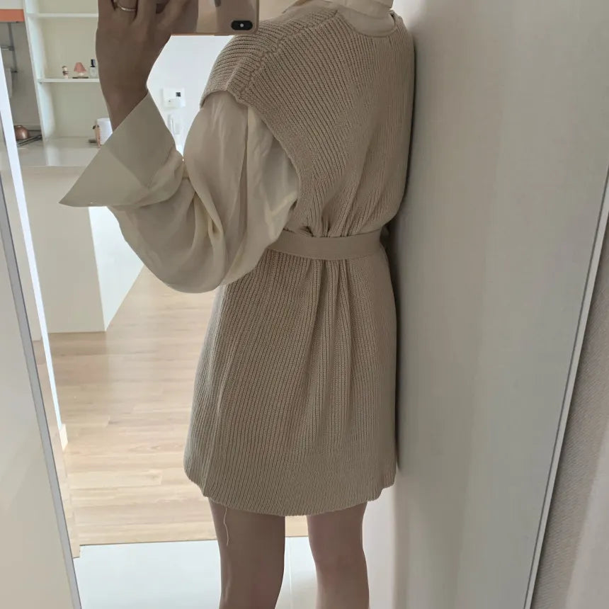Chic V-Neck Knitted Loose Wool Vest