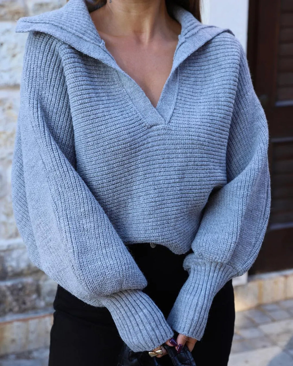 Loose Open Collar Cropped Sweater