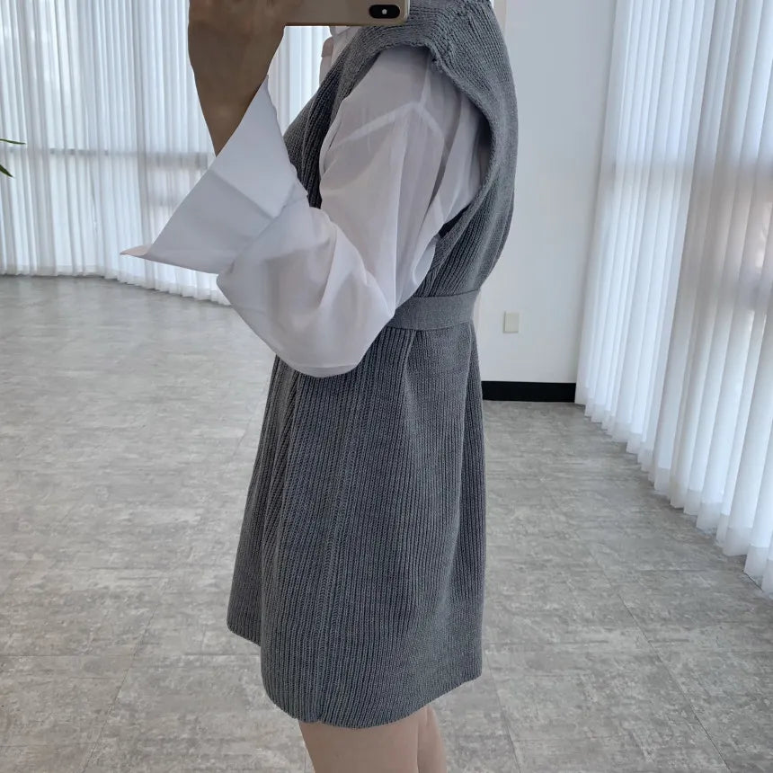 Chic V-Neck Knitted Loose Wool Vest