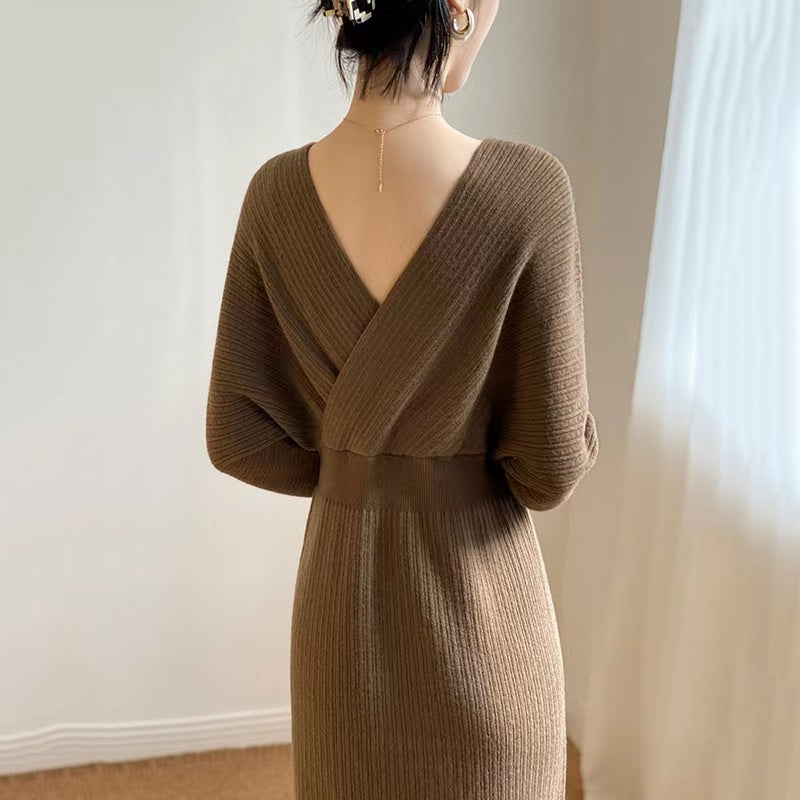 Design sense V-neck hip knitted dress