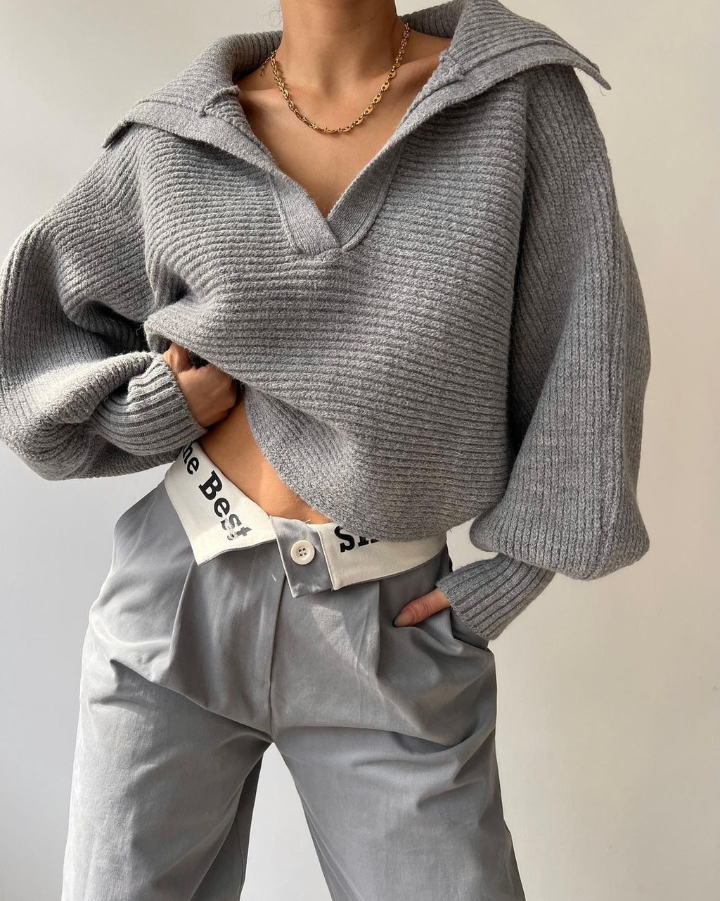 Loose Open Collar Cropped Sweater