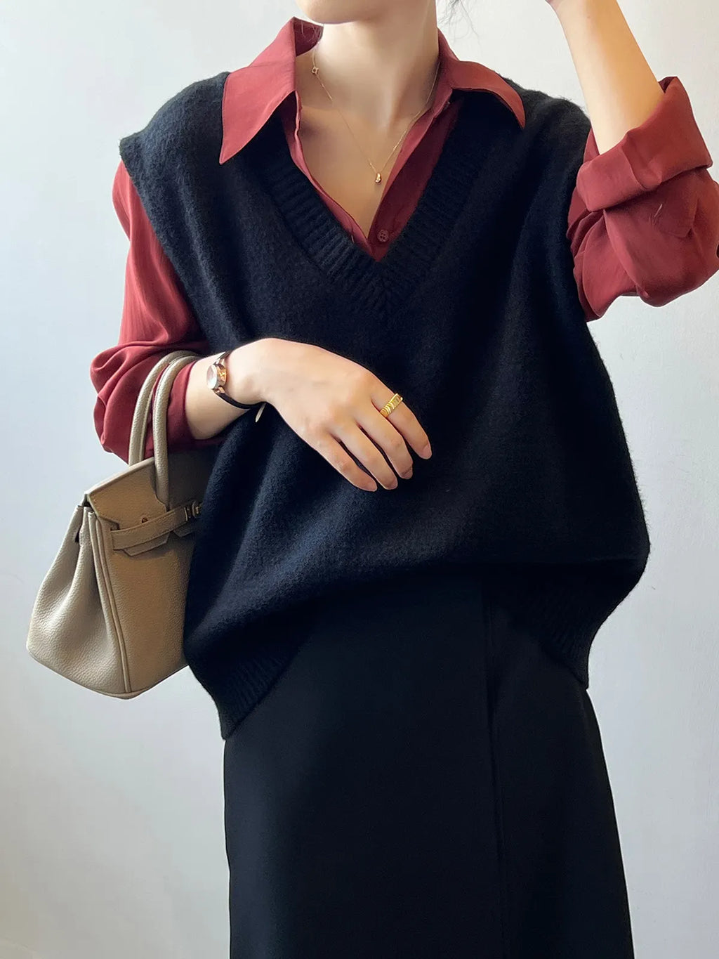 V-Neck Soft Waxy Loose Knit Vest
