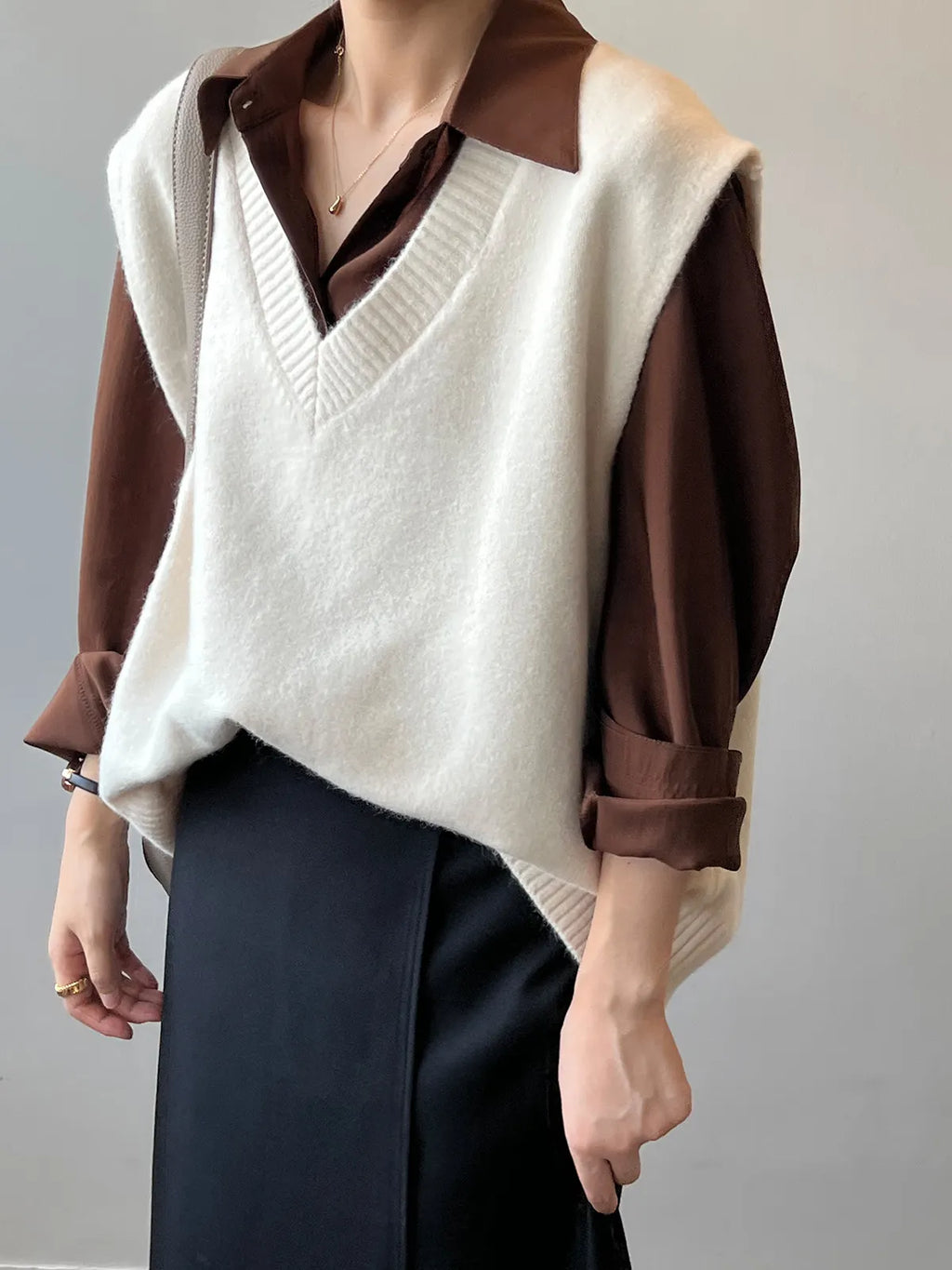 V-Neck Soft Waxy Loose Knit Vest