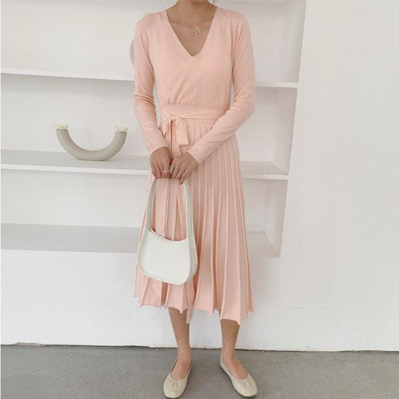 Temperament V-Neck Pleated Knitted Dress