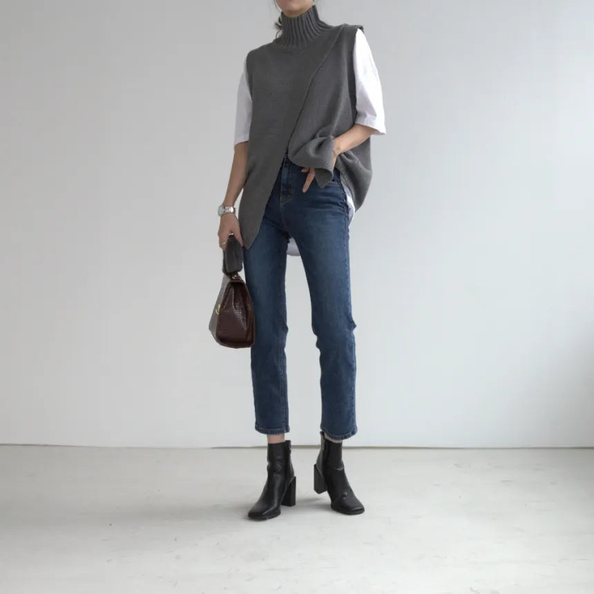 Cross Design Turtleneck Knitted Sweater Vest