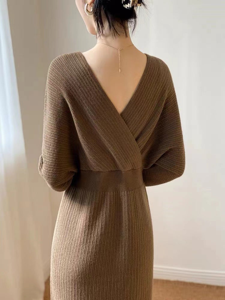 Design sense V-neck hip knitted dress