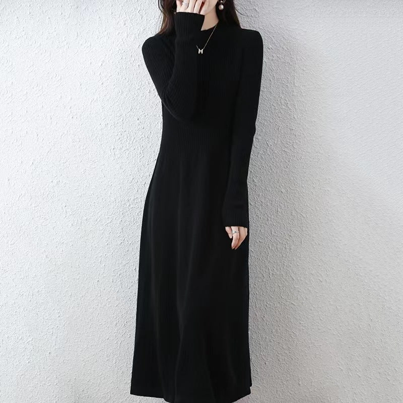 Elegant rib-knit midi turtleneck smart-knit dress