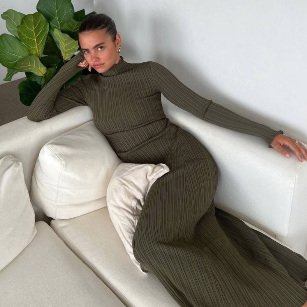 Ruffled Edge Slimming Knitted Dress