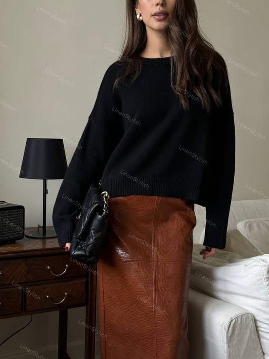 Round Neck Solid Short Sweater